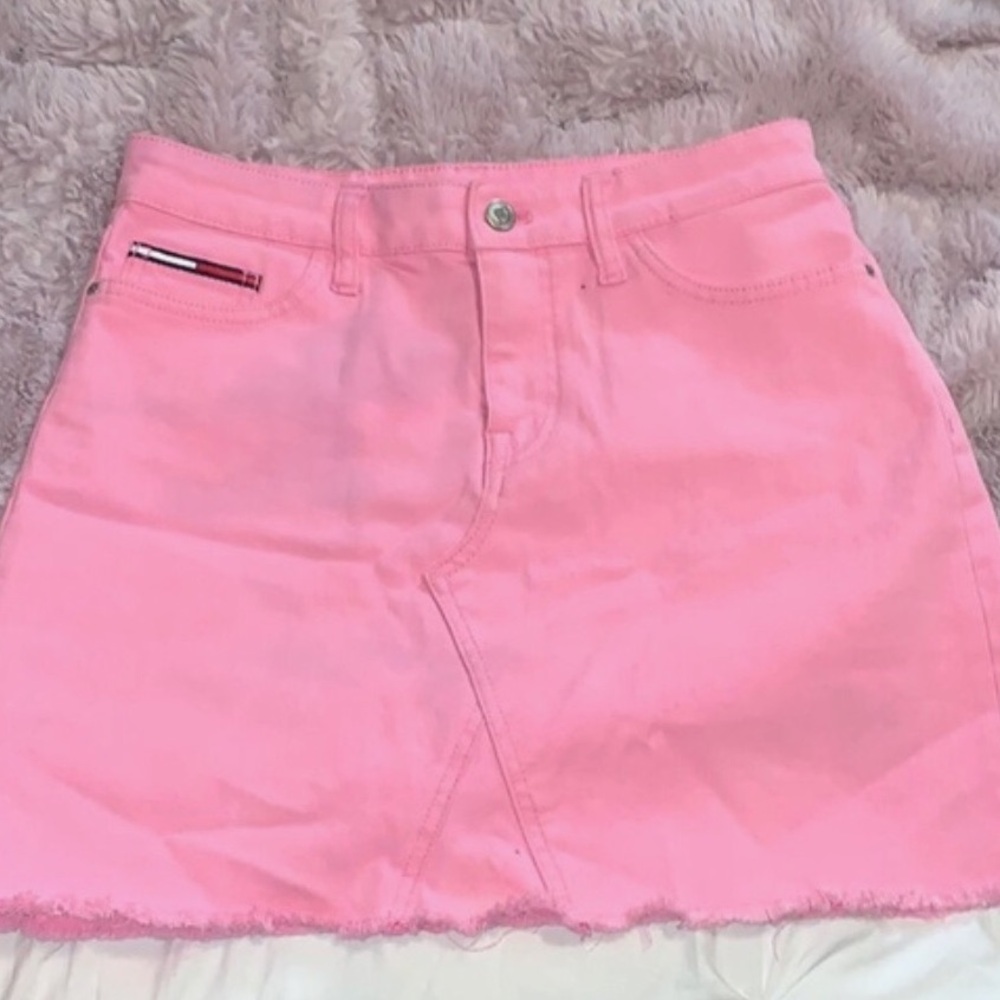 PINK DENIM SKIRT JEAN SKIRT TOMMY HILFIGER ELLE WOODS MEAN GIRLS VIBES